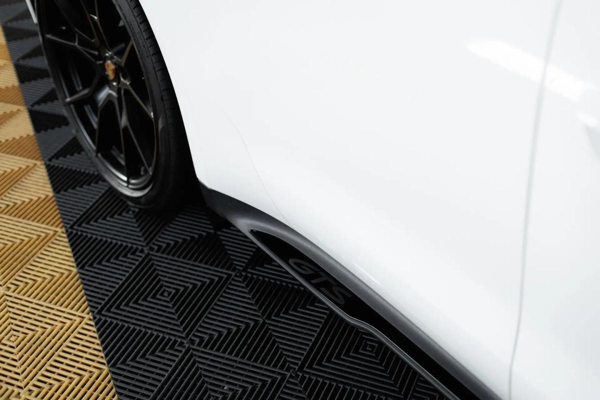 porsche-taycan-2022-eletrico-0cc