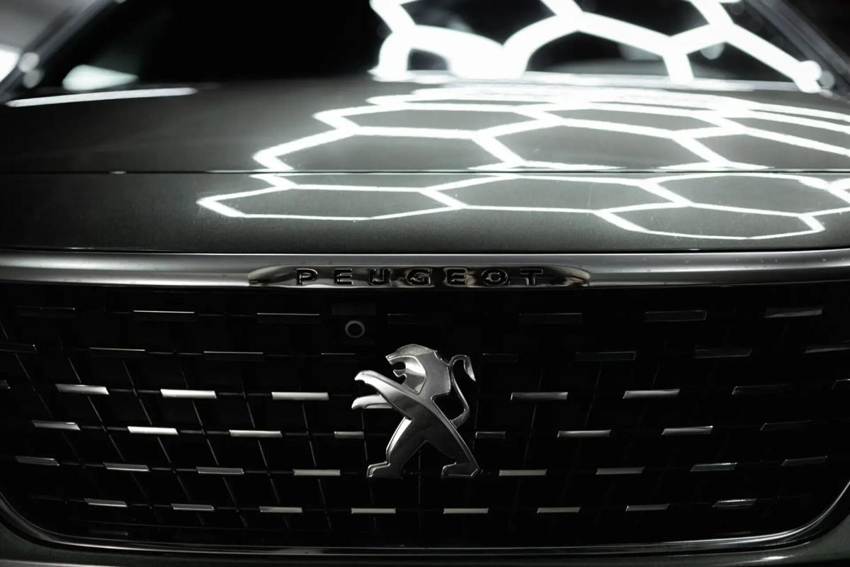 peugeot-5008-2020-diesel-1499cc