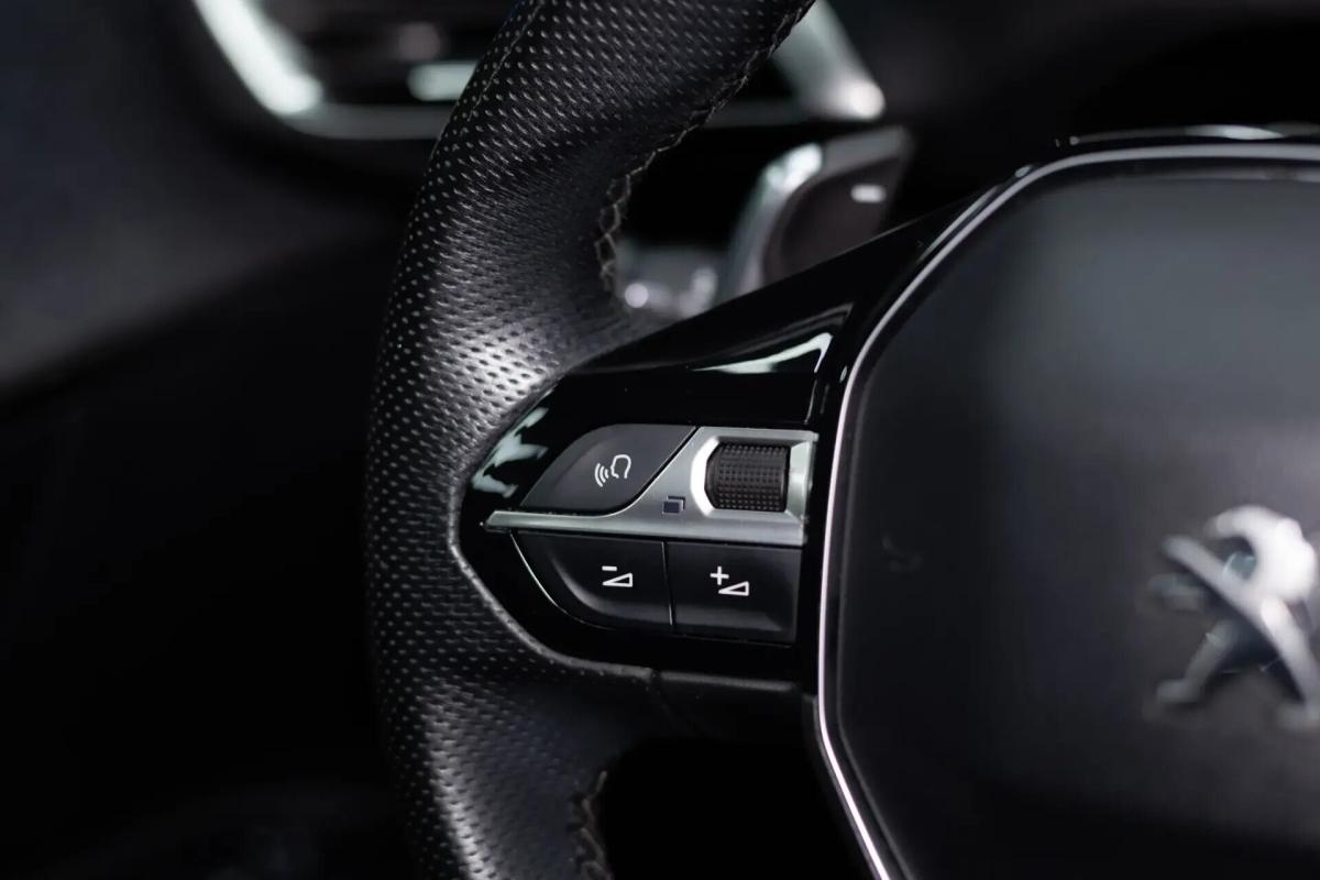 peugeot-5008-2020-diesel-1499cc
