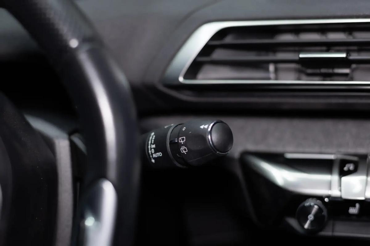peugeot-5008-2020-diesel-1499cc