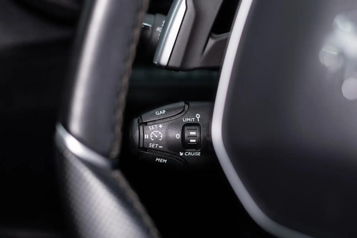 peugeot-5008-2020-diesel-1499cc