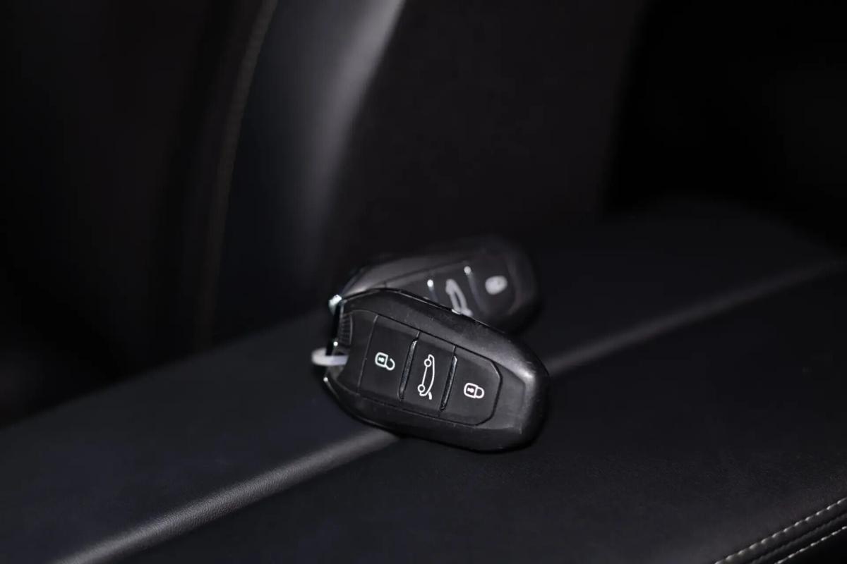 peugeot-5008-2020-diesel-1499cc