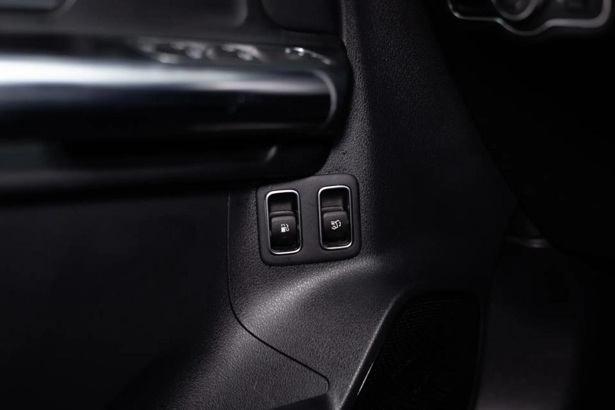 mercedes-benz-gla-250-e-2022-hibrido-a-gasolina-1332cc