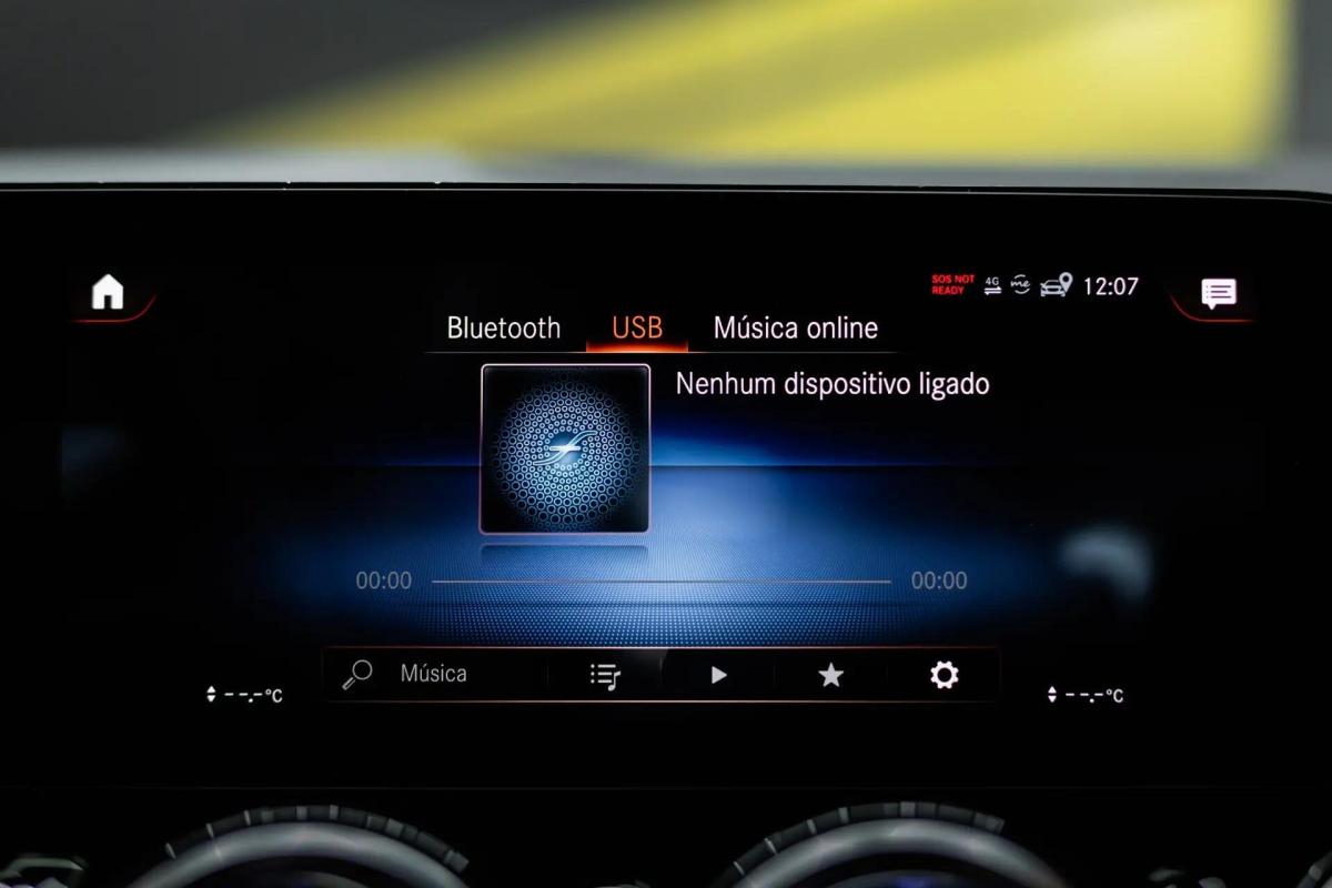 mercedes-benz-gla-250-e-2022-hibrido-a-gasolina-1332cc