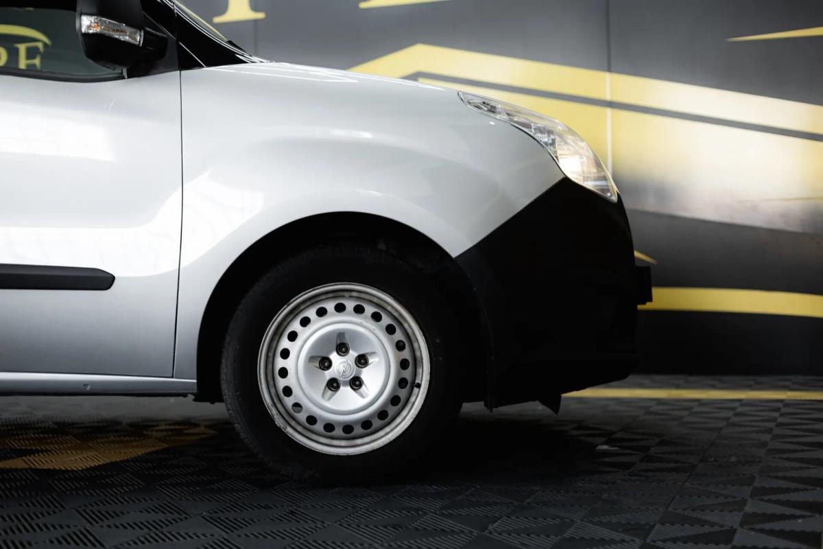 opel-combo-2018-diesel-1598cc
