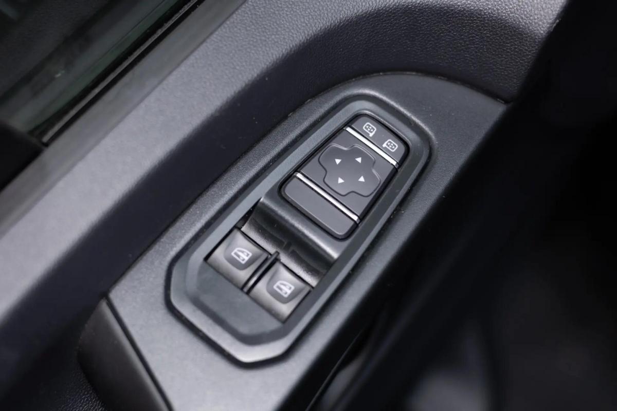 renault-trafic-2024-diesel-1997cc
