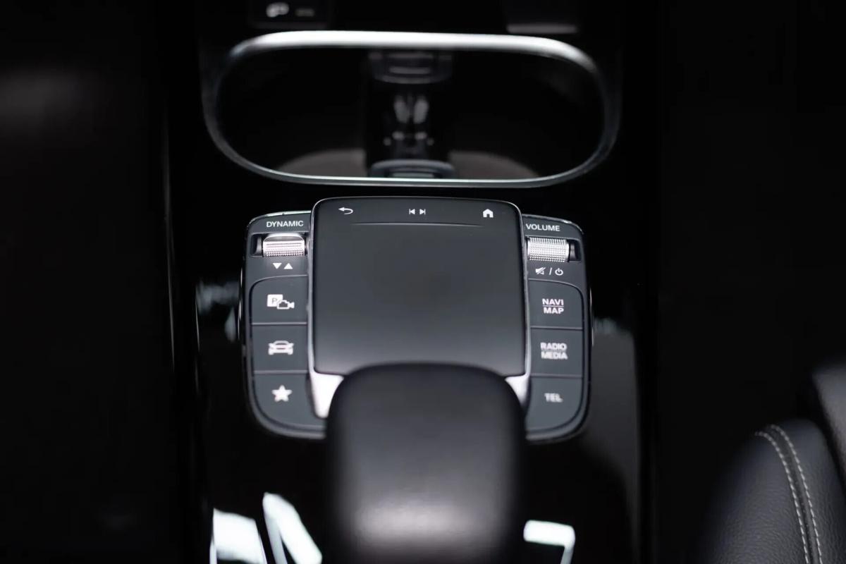 mercedes-benz-classe-a-a-180-limousine-auto-style-plus-gps-led-2020-diesel-1461cc