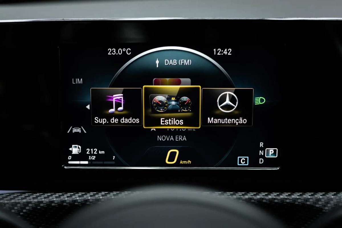 mercedes-benz-classe-a-a-180-limousine-auto-style-plus-gps-led-2020-diesel-1461cc