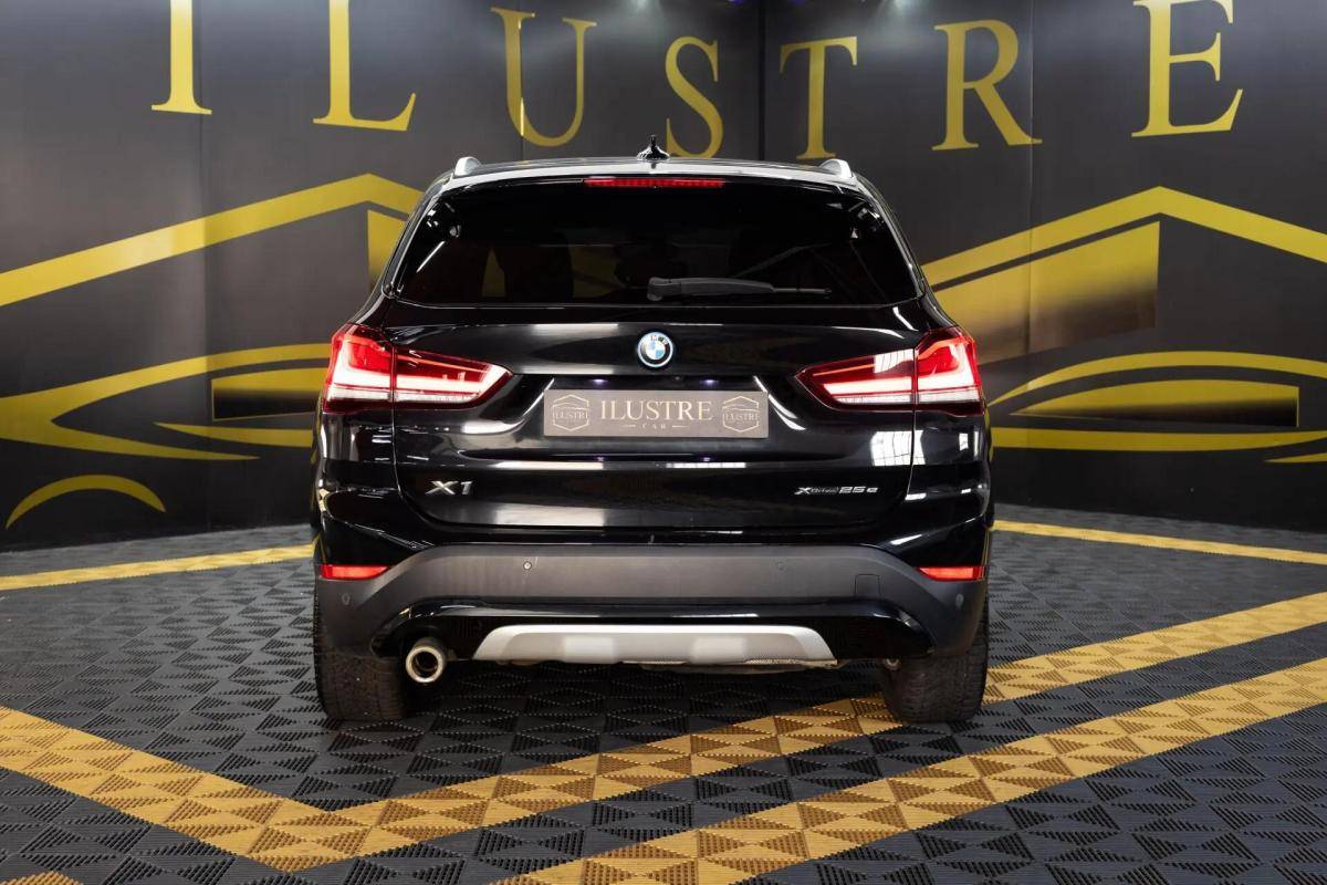 bmw-x1-xdrive25li-2022-hibrido-a-gasolina-1499cc