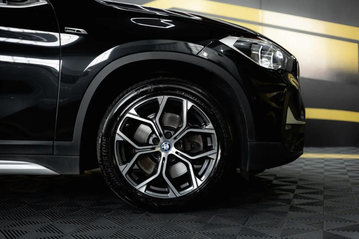 bmw-x1-xdrive25li-2022-hibrido-a-gasolina-1499cc