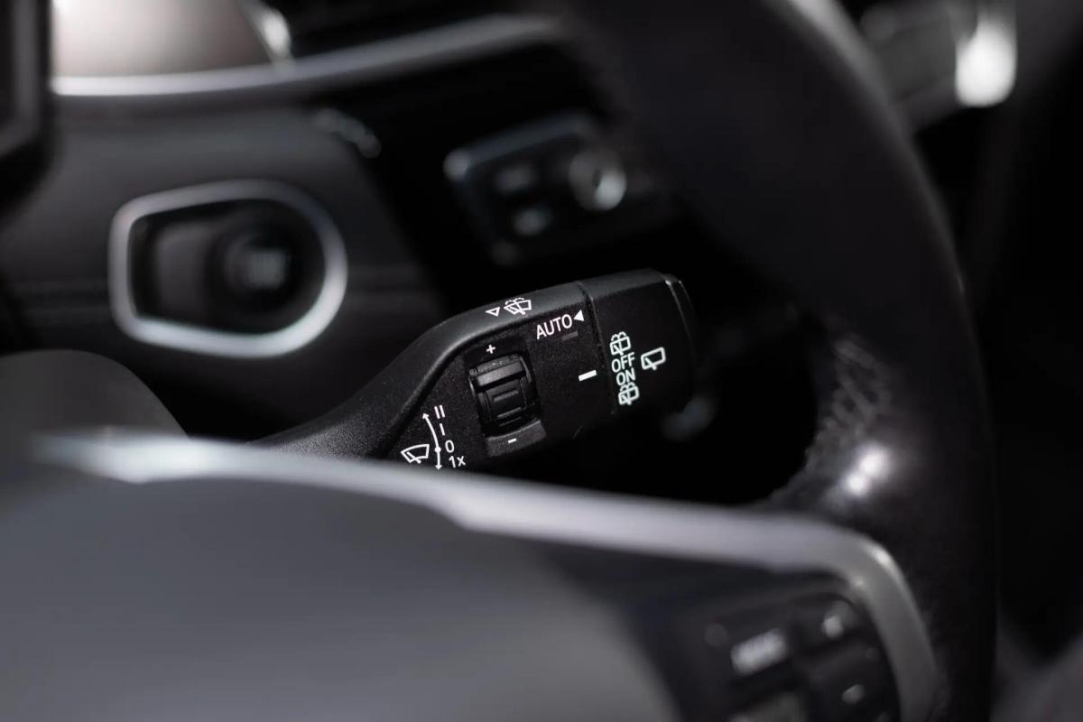 bmw-x1-xdrive25li-2022-hibrido-a-gasolina-1499cc
