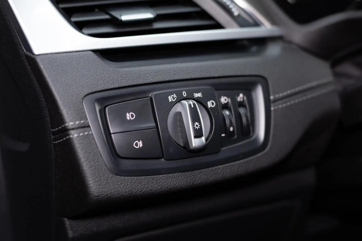 bmw-x1-xdrive25li-2022-hibrido-a-gasolina-1499cc
