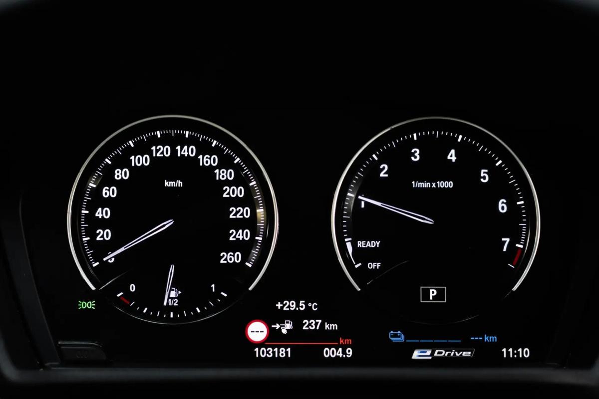 bmw-x1-xdrive25li-2022-hibrido-a-gasolina-1499cc