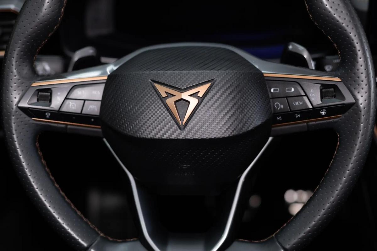 cupra-formentor-2023-hibrido-a-gasolina-1395cc
