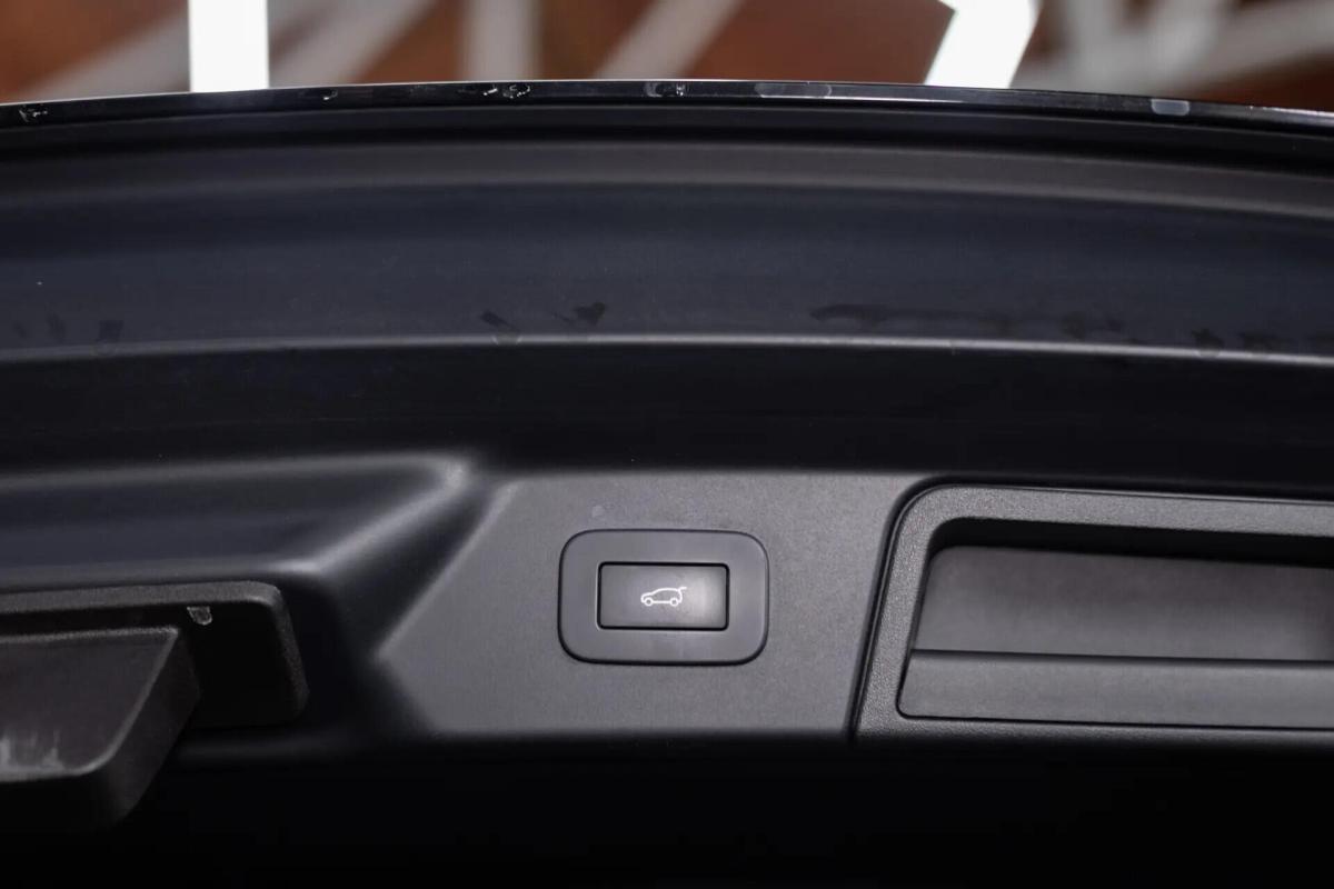 land-rover-range-rover-velar-2022-hibrido-a-gasolina-1997cc