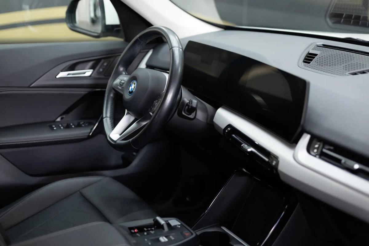 bmw-x1-xdrive25e-2023-hibrido-a-gasolina-1499cc