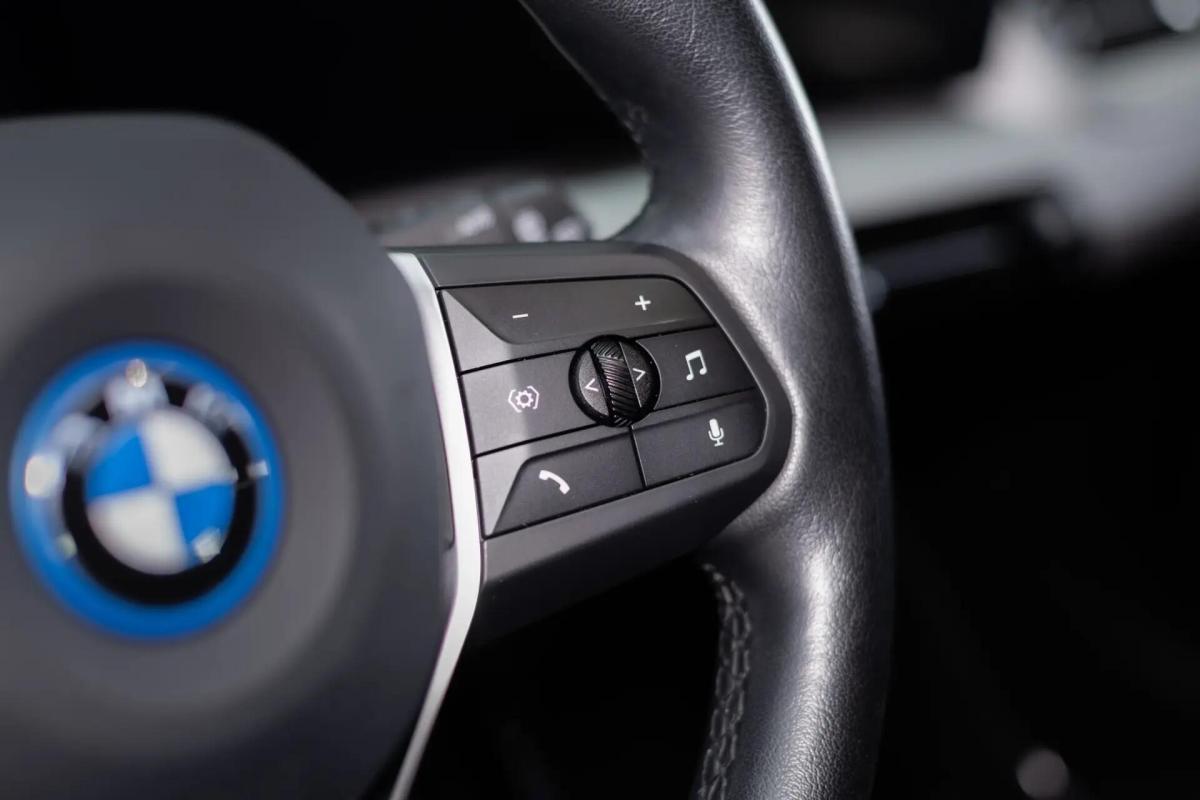 bmw-x1-xdrive25e-2023-hibrido-a-gasolina-1499cc