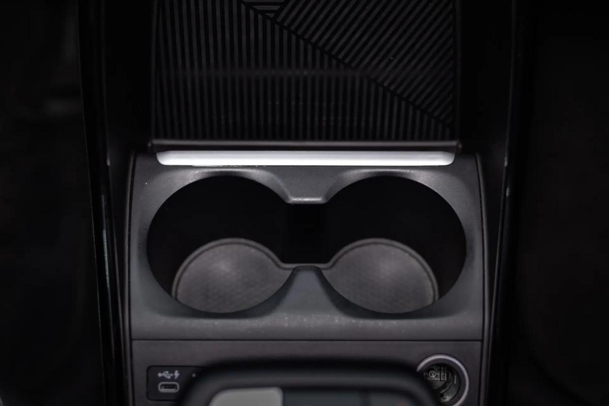bmw-x1-xdrive25e-2023-hibrido-a-gasolina-1499cc
