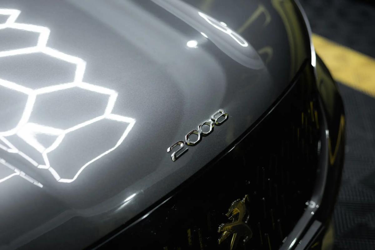 peugeot-2008-2020-diesel-1499cc