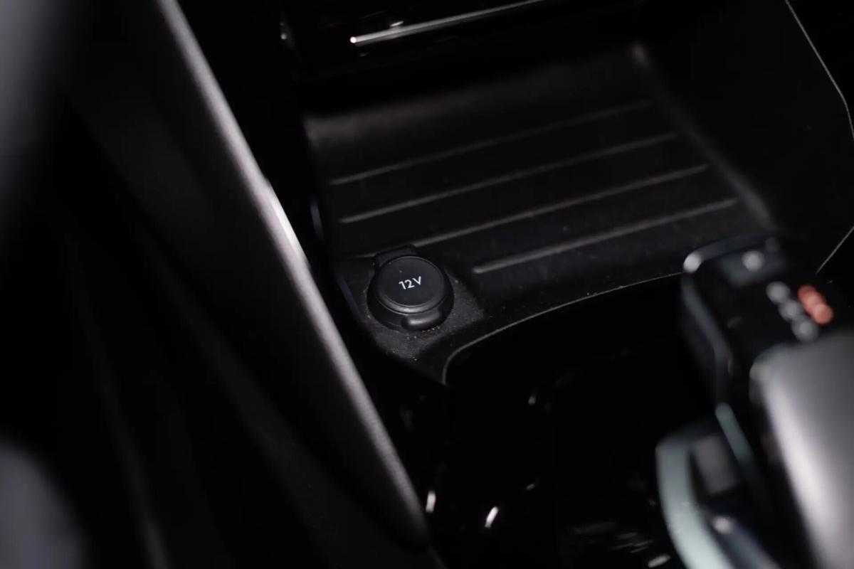 peugeot-2008-2020-diesel-1499cc