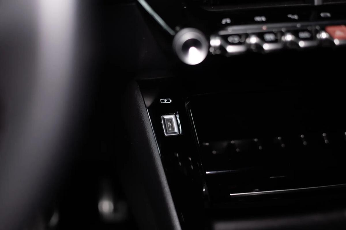peugeot-2008-2020-diesel-1499cc
