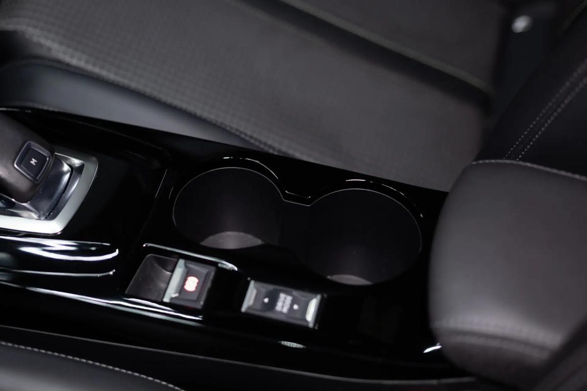 peugeot-2008-2020-diesel-1499cc