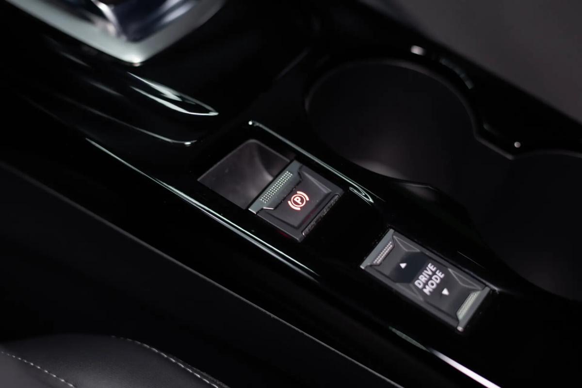 peugeot-2008-2020-diesel-1499cc