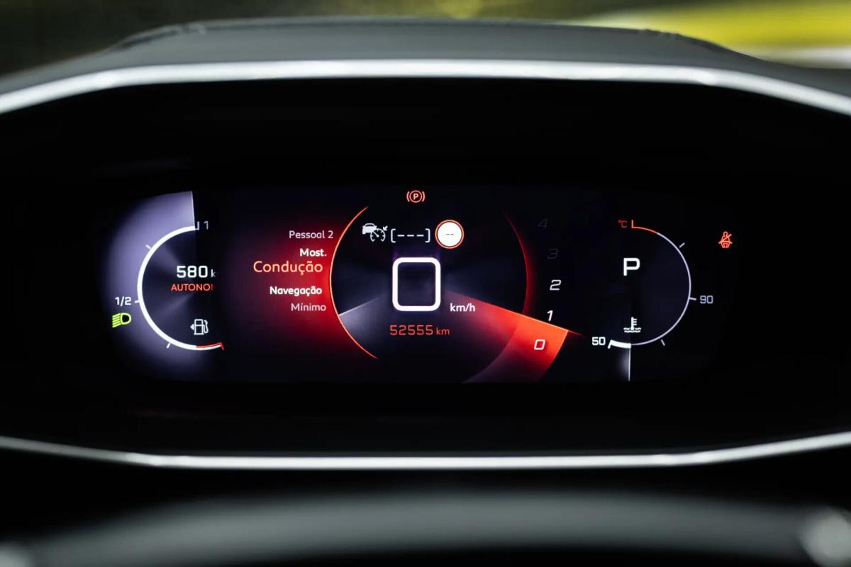 peugeot-2008-2020-diesel-1499cc