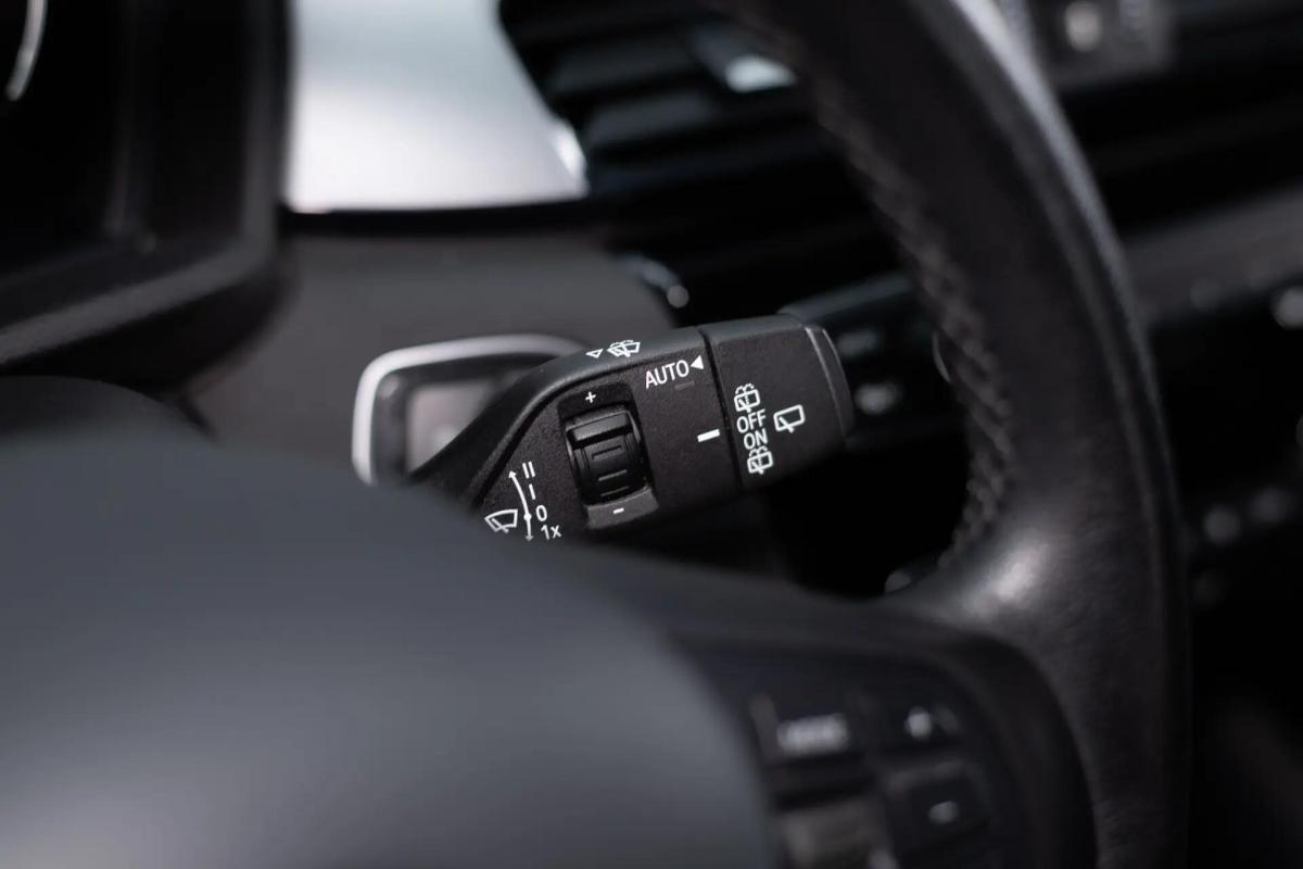 bmw-x1-16d-2020-diesel-1496cc