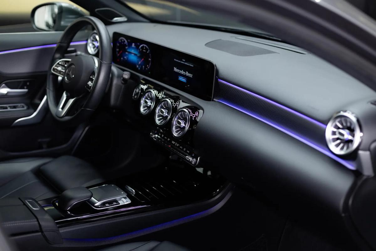 mercedes-benz-classe-a-a-180-limousine-auto-style-plus-gps-led-2019-diesel-1461cc