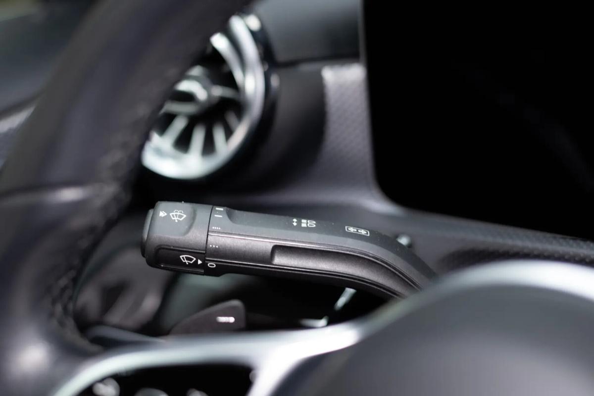 mercedes-benz-classe-a-a-180-limousine-auto-style-plus-gps-led-2019-diesel-1461cc