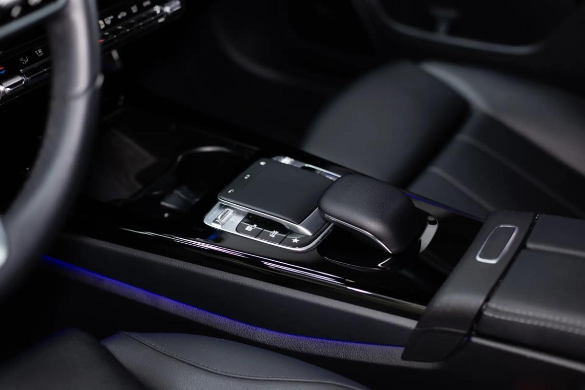 mercedes-benz-classe-a-a-180-limousine-auto-style-plus-gps-led-2019-diesel-1461cc