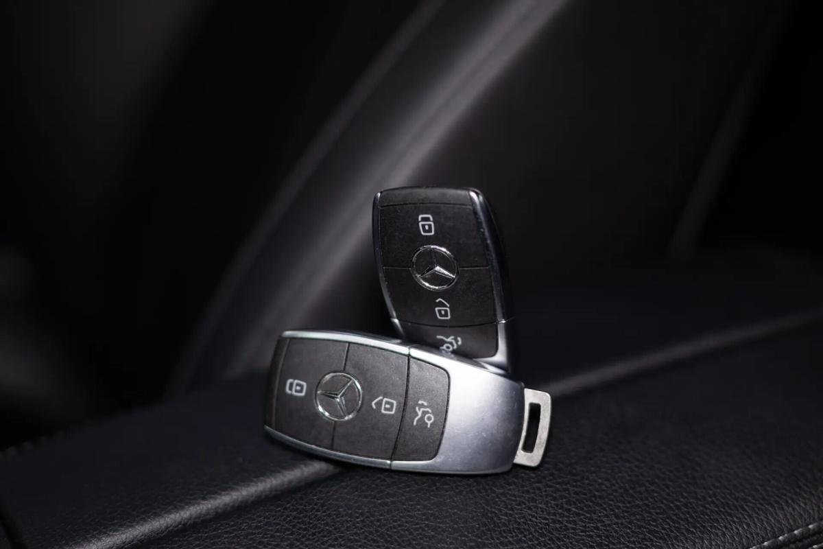mercedes-benz-classe-a-a-180-limousine-auto-style-plus-gps-led-2019-diesel-1461cc