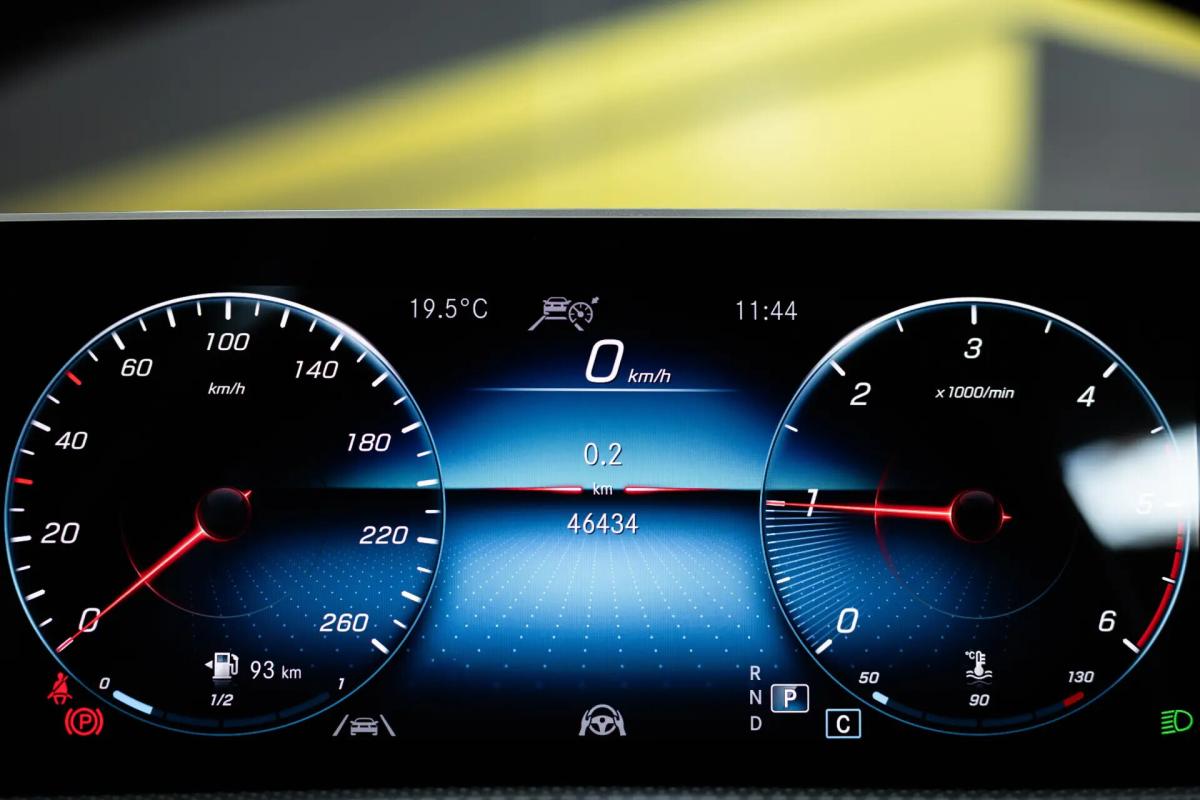 mercedes-benz-classe-a-a-180-limousine-auto-style-plus-gps-led-2019-diesel-1461cc