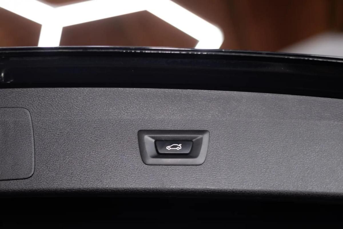 bmw-x1-16d-2019-diesel-1496cc