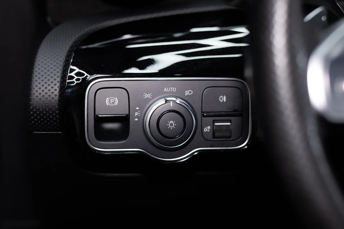 mercedes-benz-classe-a-a-250-e-2021-hibrido-a-gasolina-1332cc