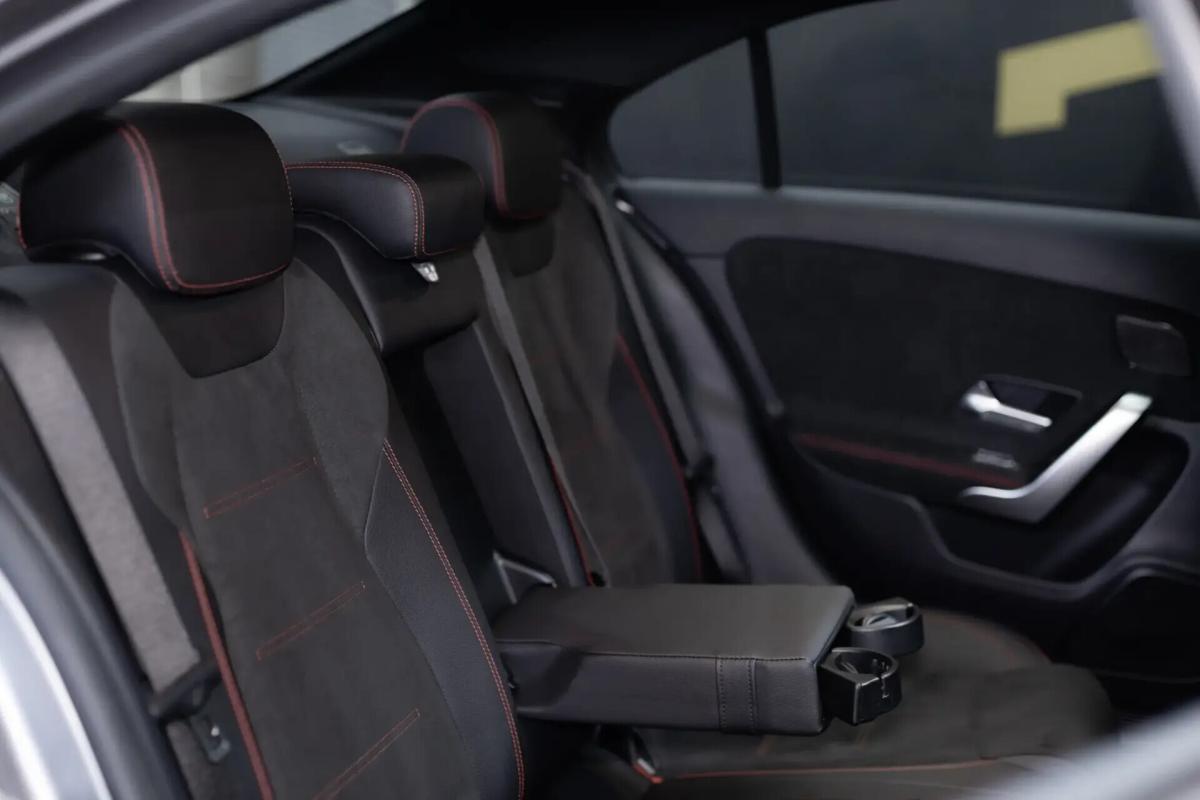 mercedes-benz-classe-a-a-180-limousine-auto-style-plus-gps-led-2020-diesel-1461cc