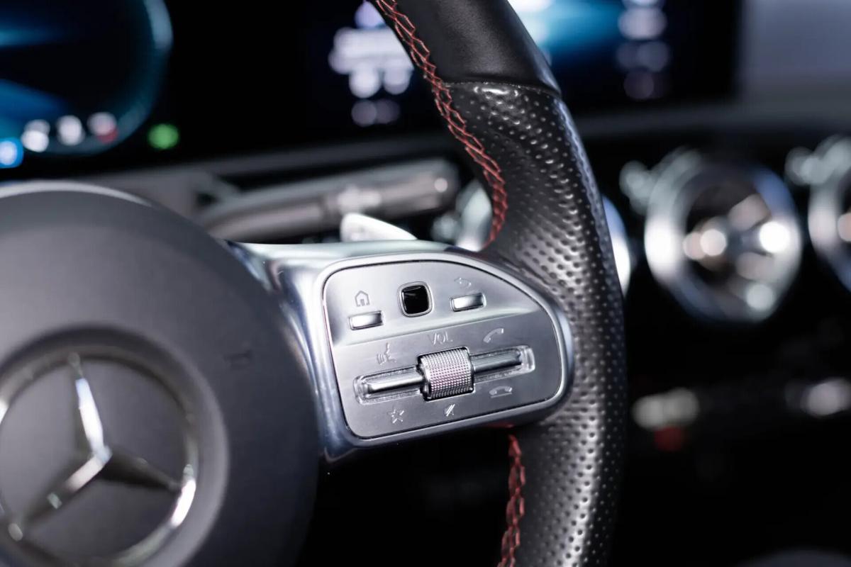mercedes-benz-classe-a-a-180-limousine-auto-style-plus-gps-led-2020-diesel-1461cc