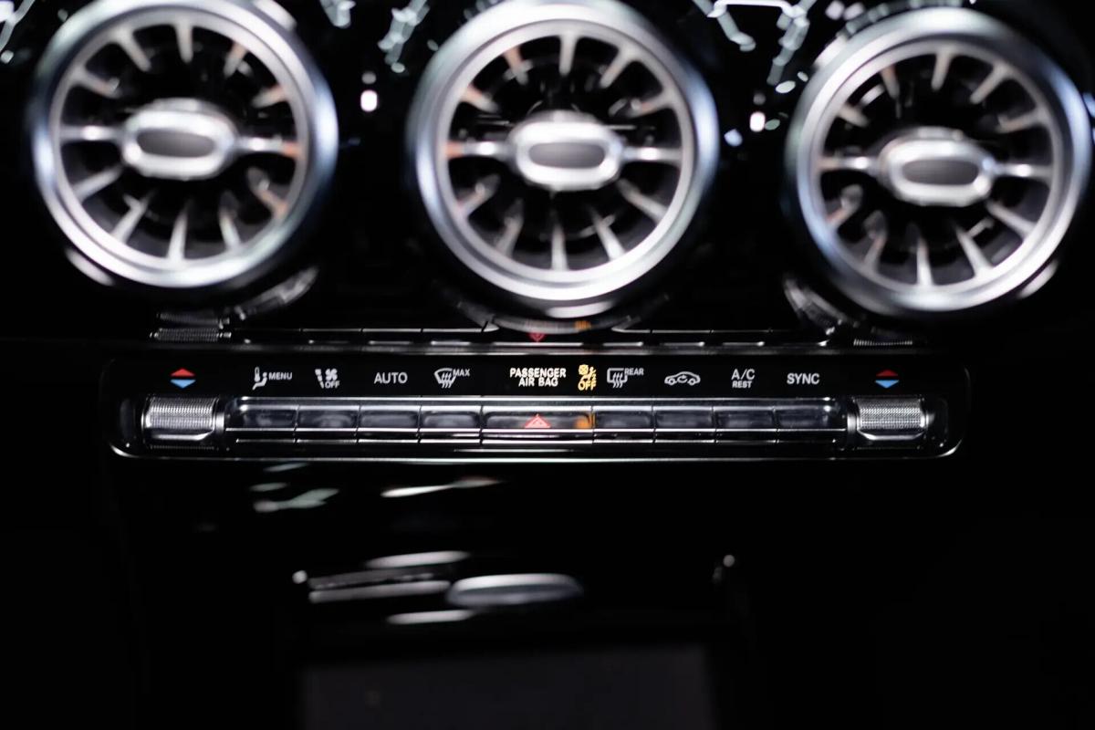 mercedes-benz-classe-a-a-180-limousine-auto-style-plus-gps-led-2020-diesel-1461cc