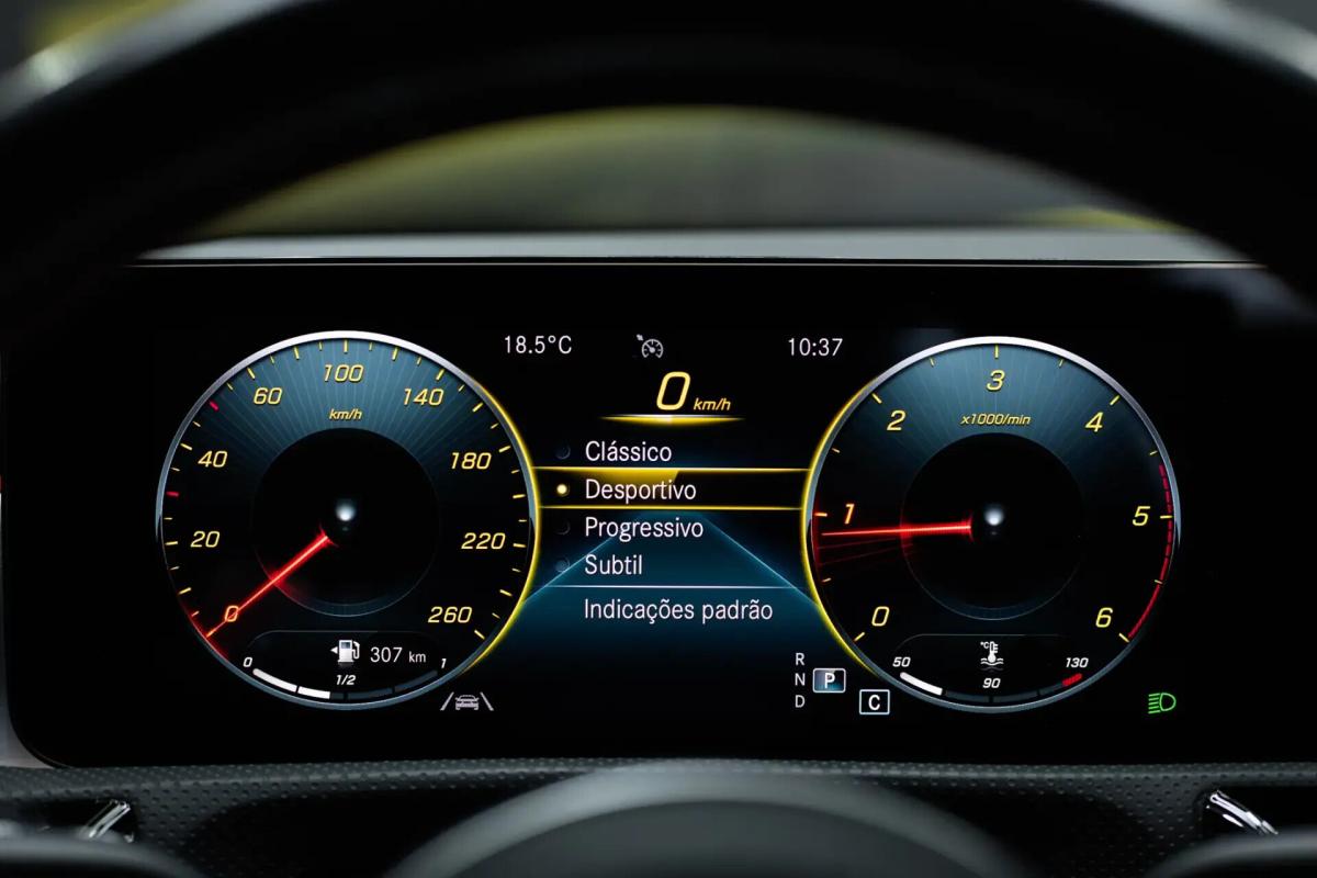 mercedes-benz-classe-a-a-180-limousine-auto-style-plus-gps-led-2020-diesel-1461cc
