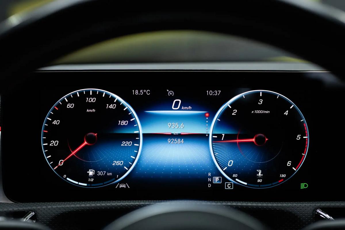 mercedes-benz-classe-a-a-180-limousine-auto-style-plus-gps-led-2020-diesel-1461cc