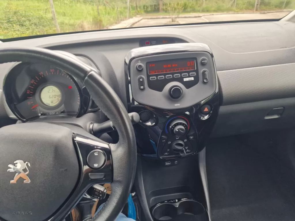 peugeot-108-2021-gasolina-998cc
