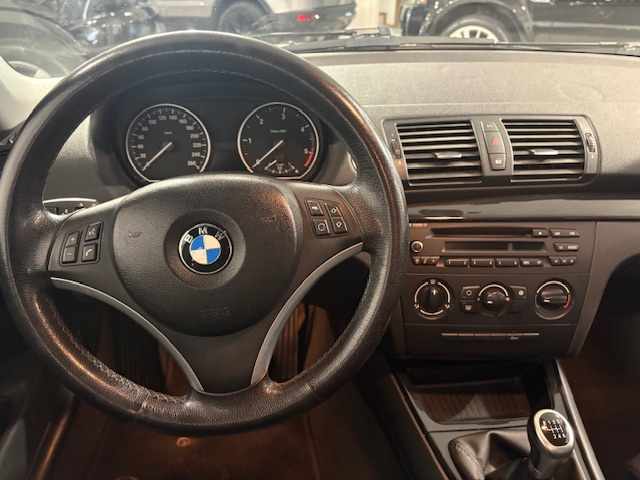 bmw-serie-1-120d-2009-diesel-1995cc