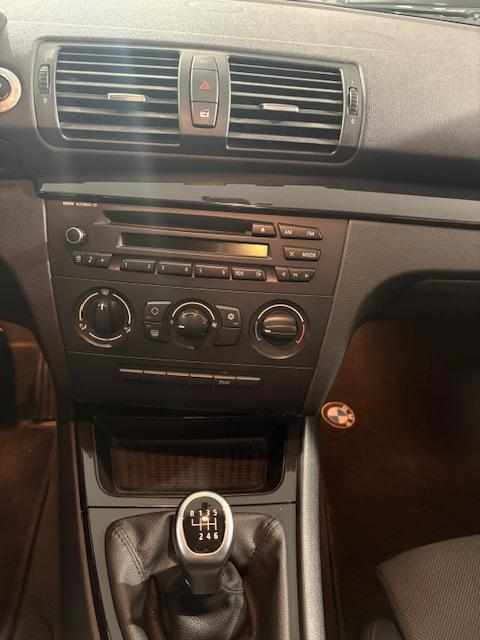 bmw-serie-1-120d-2009-diesel-1995cc