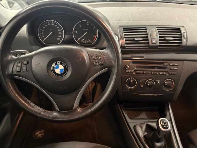 bmw-serie-1-120d-2009-diesel-1995cc