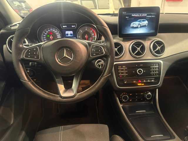mercedes-benz-gla-200-cdi-2016-diesel-2143cc