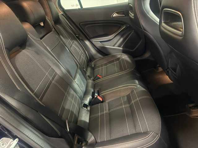 mercedes-benz-gla-200-cdi-2016-diesel-2143cc