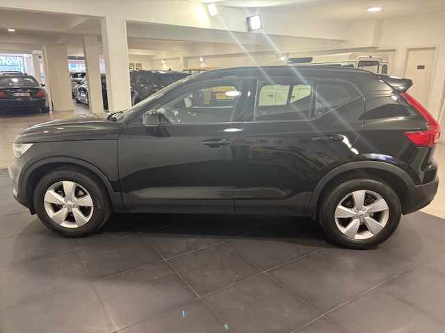 volvo-xc40-t2-1-5-2022-gasolina-2000cc