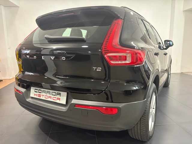 volvo-xc40-t2-1-5-2022-gasolina-2000cc