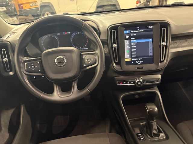 volvo-xc40-t2-1-5-2022-gasolina-2000cc
